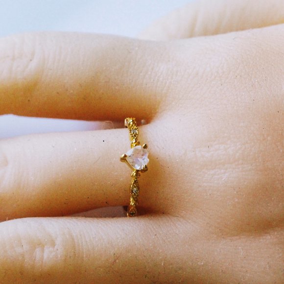 Gold Vermeil Natural Topaz Stone Dainty Ring - Picture 4 of 4